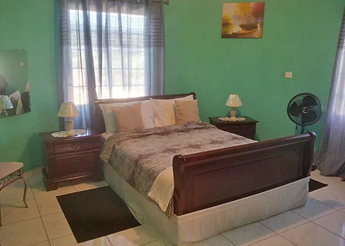 Pinnacle View Estate Tiana Villa Montego Bay